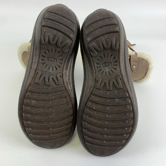 UGG Akadia Boot Brown Leather Sheepskin Shearling Lined Pull On 1007760 Womens 7 - Picture 11 of 14